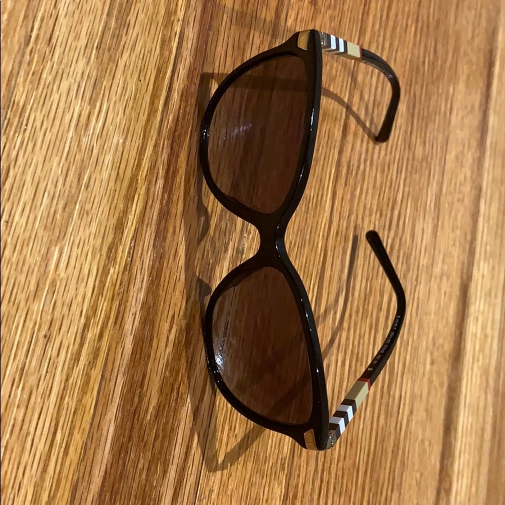 Sun glasses